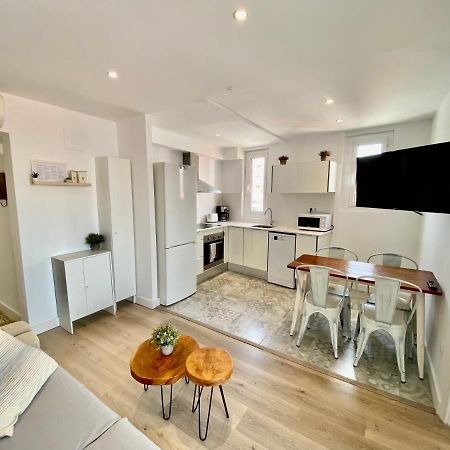 Suite Apartment Anselm Barcelona Cornellà de Llobregat Extérieur photo