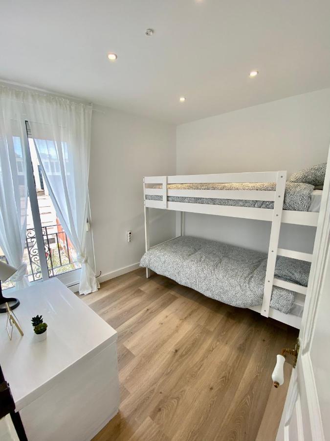 Suite Apartment Anselm Barcelona Cornellà de Llobregat Extérieur photo